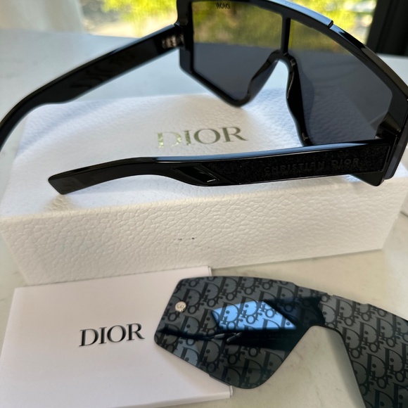 Dior - Diorxtrem MU Sunglasses - Picture 2 of 8